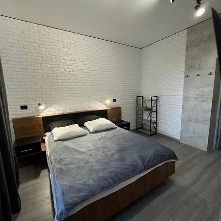 чертур Hotel *