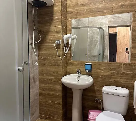 Hotel чертур Yavory